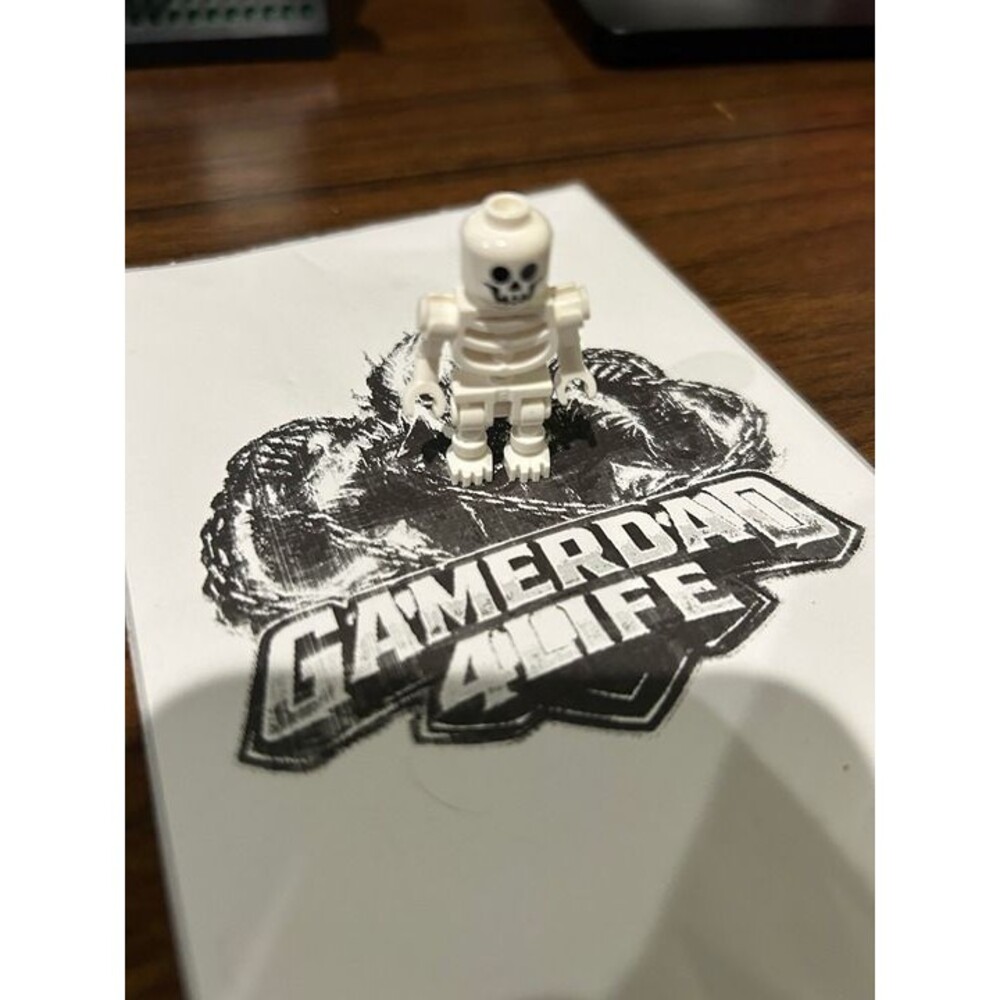 LEGO Studios Skeleton Minifigure